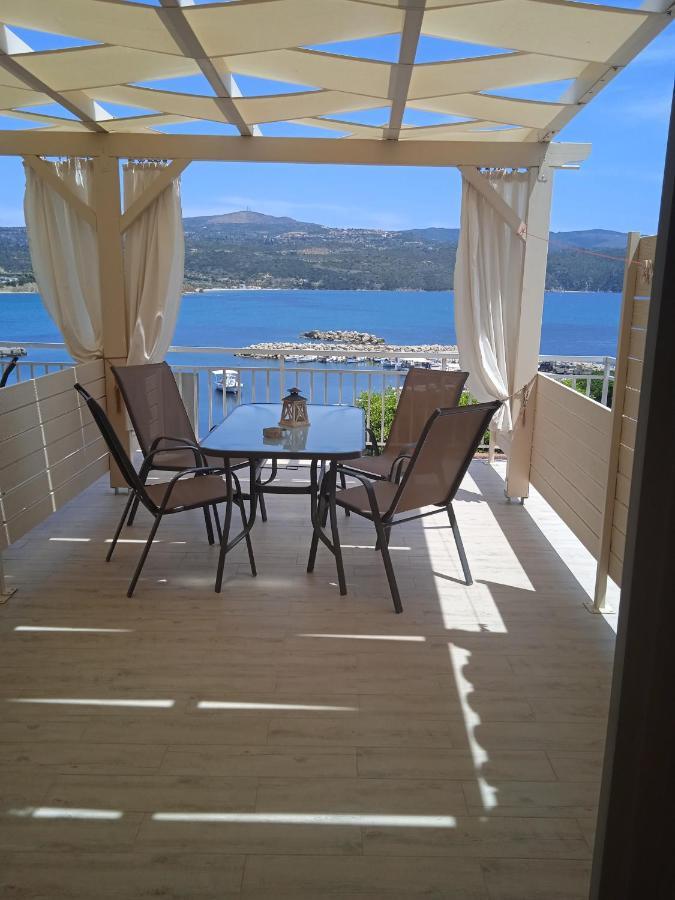 Apartamento To limanaki Finikounta Exterior foto