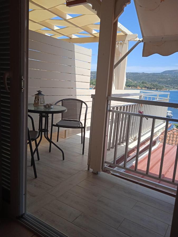 Apartamento To limanaki Finikounta Exterior foto